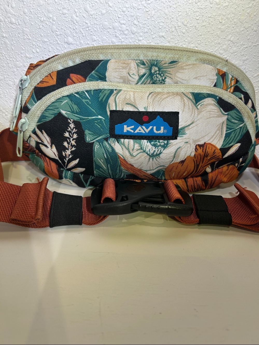 KAVU CANVAS SPECTATOR FLORAL PRINT BELT BAG